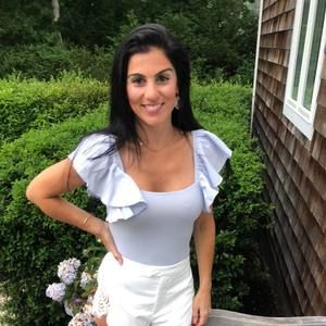 Meet your Posher, Rena